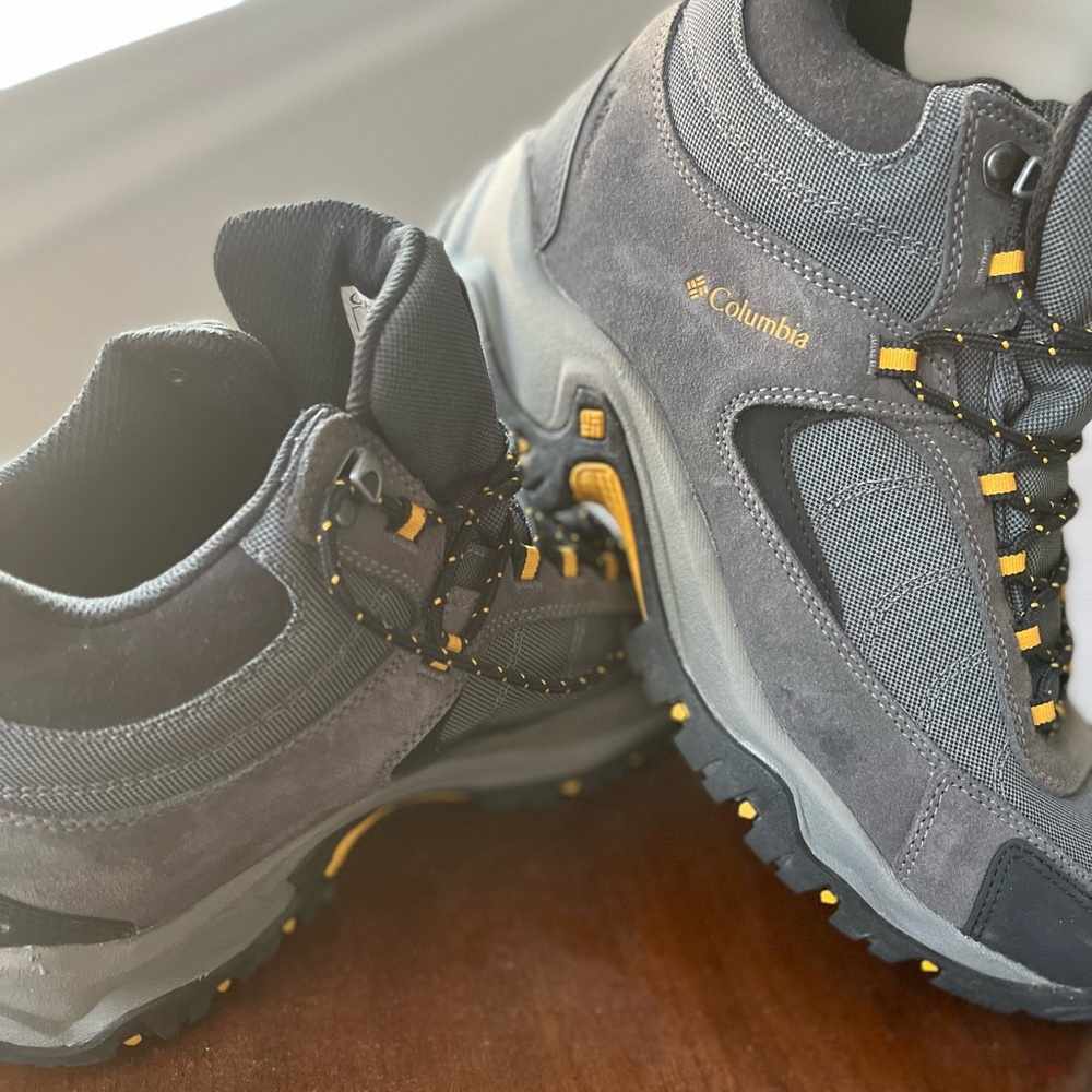 Columbia Men Boots
